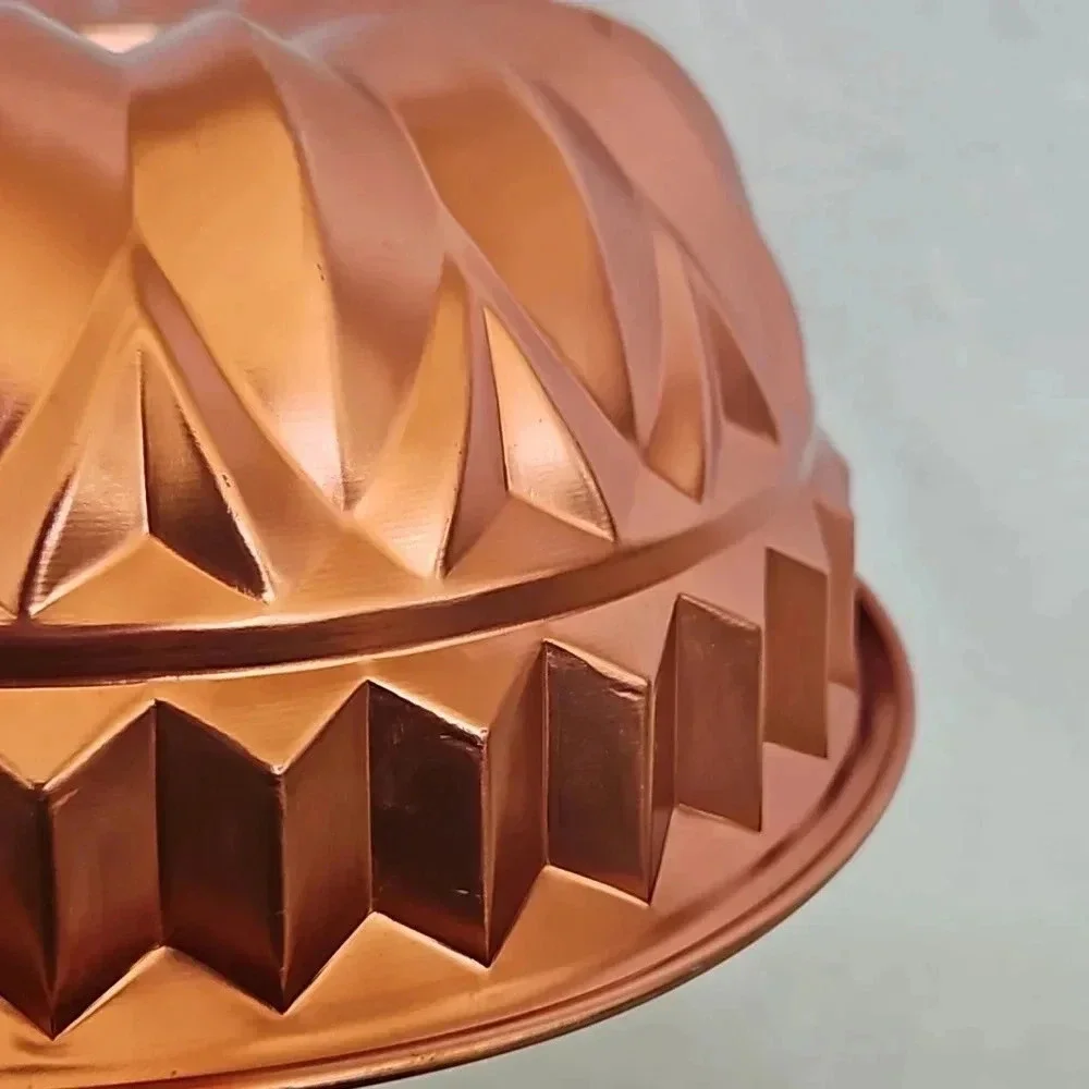 VINTAGE MOLD